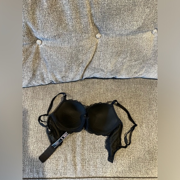 VICTORIA SECRET DREAM ANGELS SMOOTH CUP DEMI BRA - Picture 3 of 3